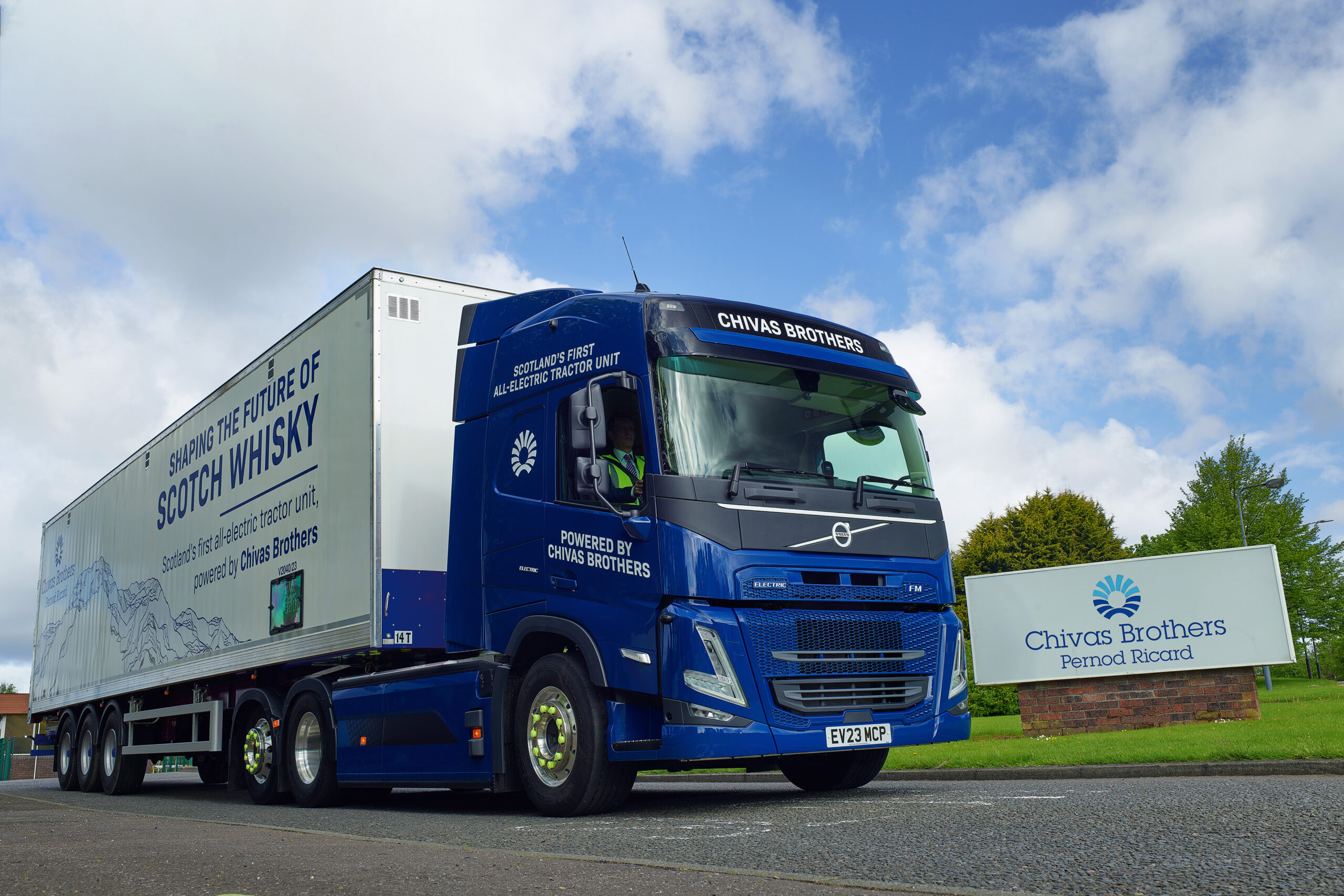 Scotland's first AllElectric tractor unit FleetPoint